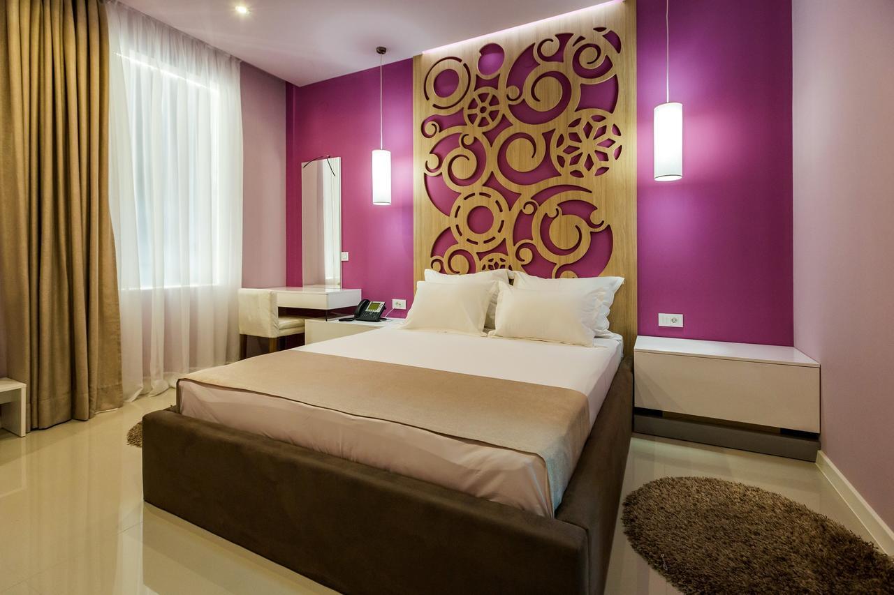 Hotel Crystal Light นิส ภายนอก รูปภาพ