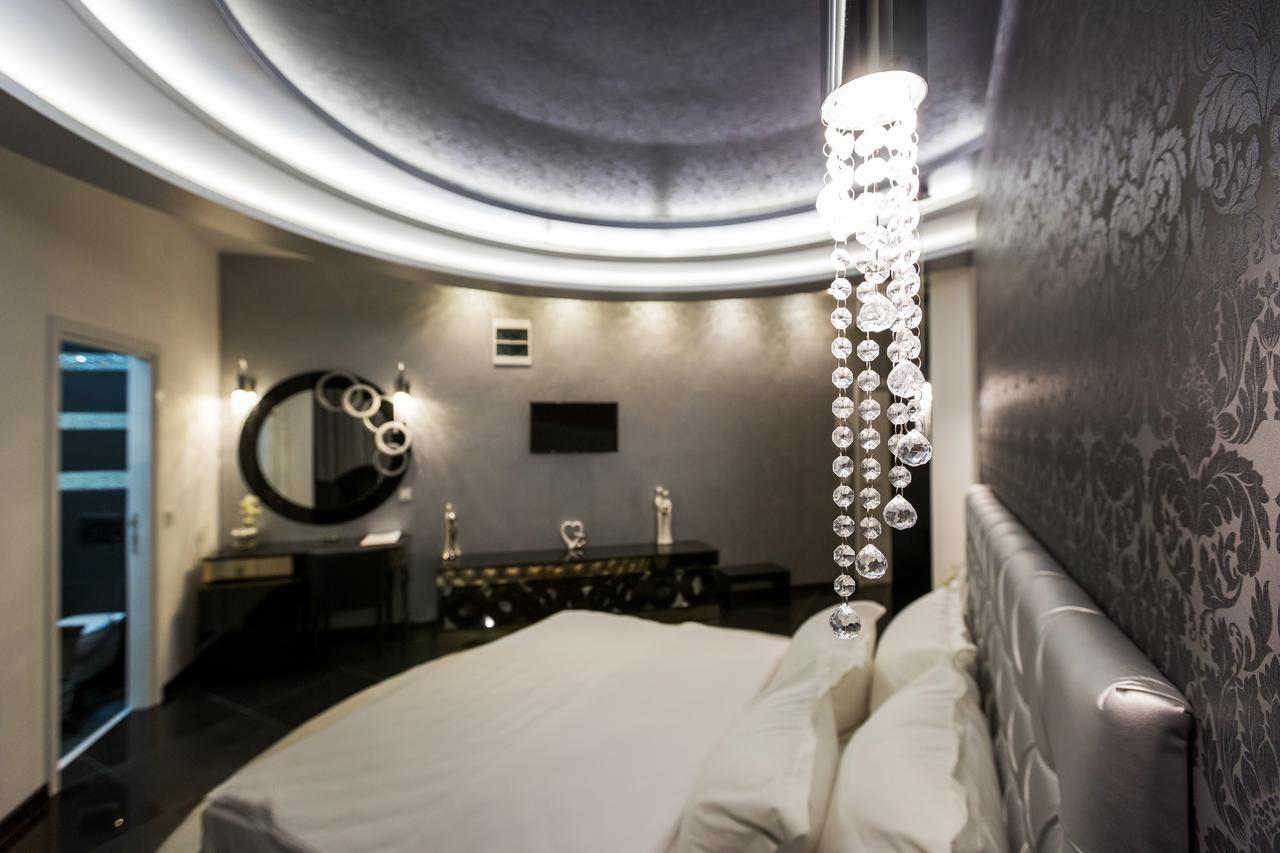 Hotel Crystal Light นิส ภายนอก รูปภาพ
