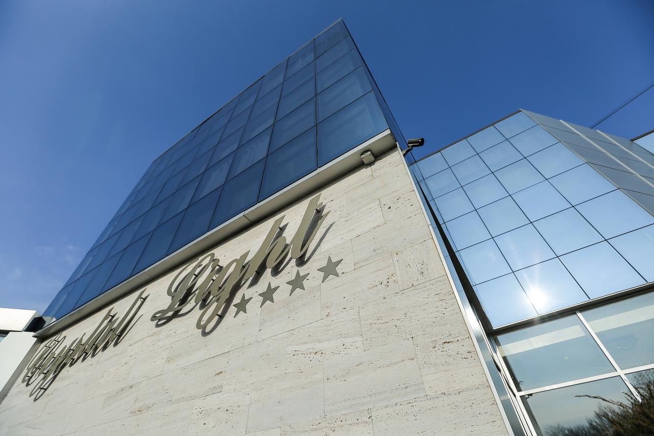 Hotel Crystal Light นิส ภายนอก รูปภาพ