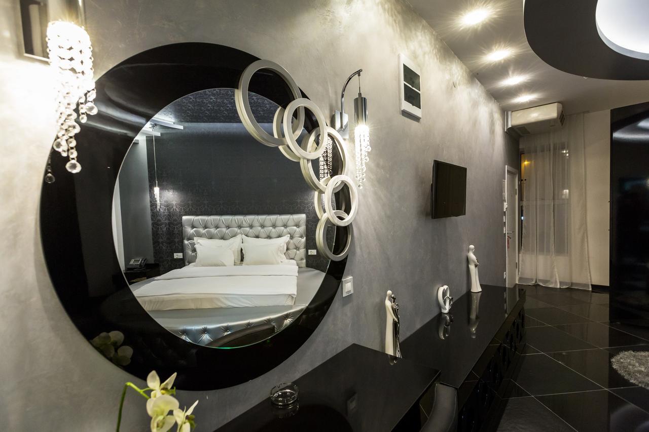 Hotel Crystal Light นิส ภายนอก รูปภาพ