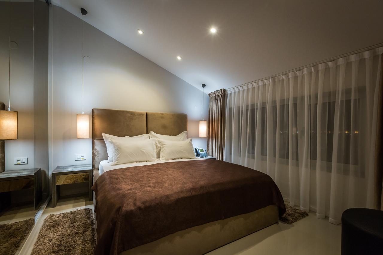 Hotel Crystal Light นิส ภายนอก รูปภาพ