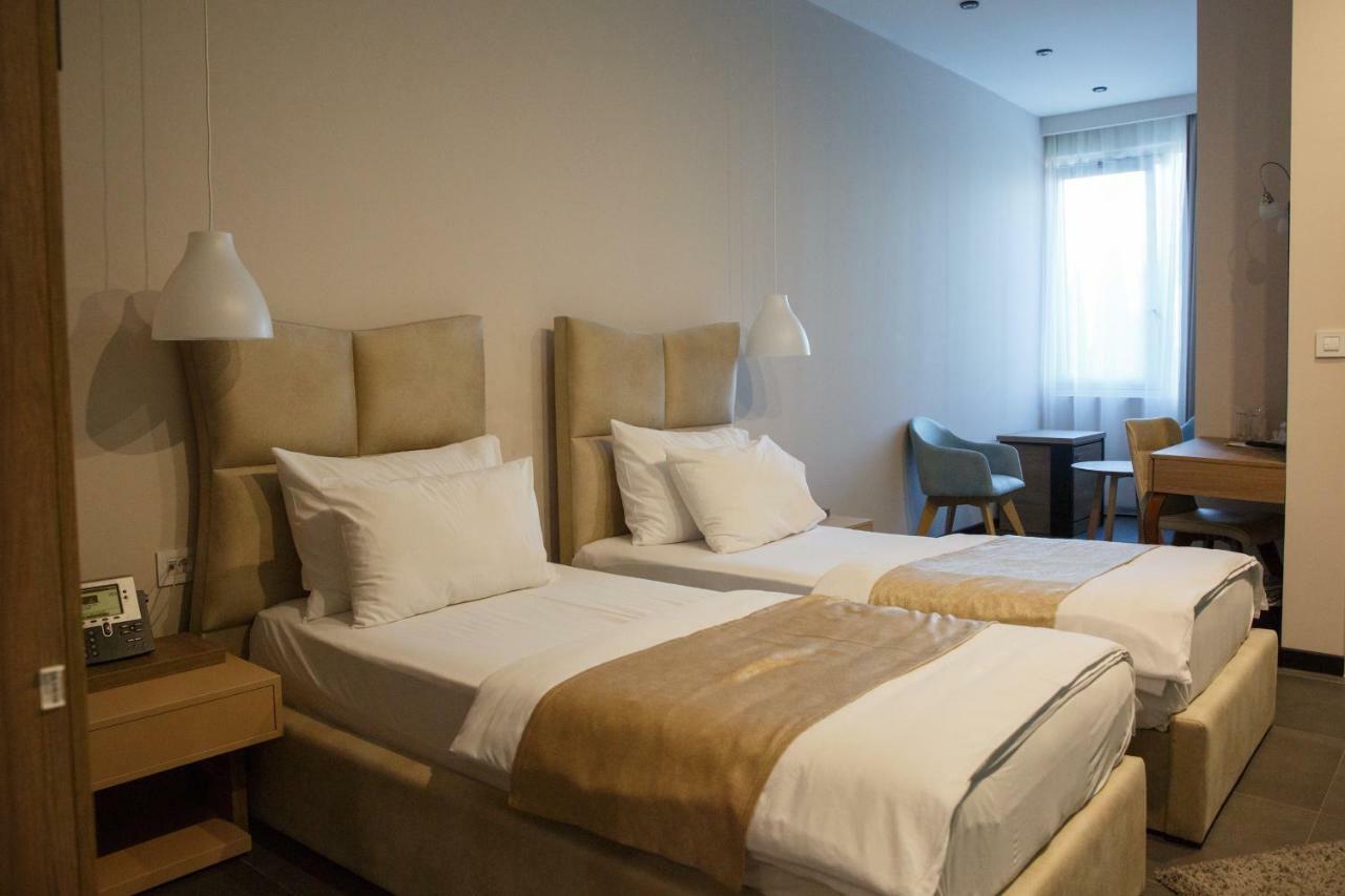 Hotel Crystal Light นิส ภายนอก รูปภาพ